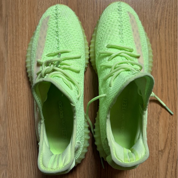 adidas Yeezy Boost 350 V2 GID Glow in the Dark size 10